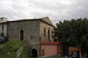 Rudere da ristrutturare