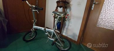 Mini bicicletta a pedali pieghevole