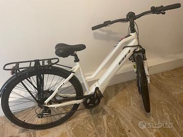 Bicicletta elettro assistita