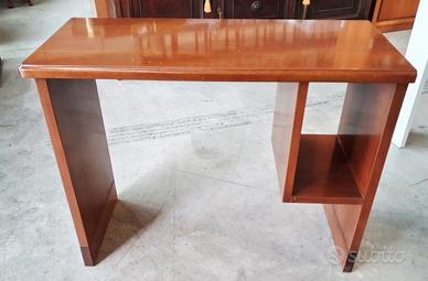 scrivania legno 