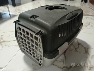 Gabbia in plastica per gatti