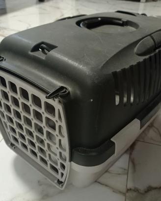 Gabbia in plastica per gatti