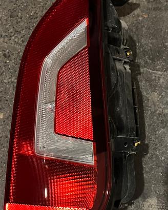 Faro posteriore destro Volkswagen Up 2014