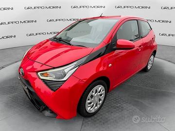 Toyota Aygo Connect 1.0 VVT-i 72 CV 5 porte x...