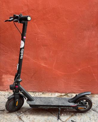 monopattino elettrico