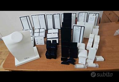 Espositori gioeilli e bigiotteria