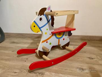 Cavallo a dondolo legno