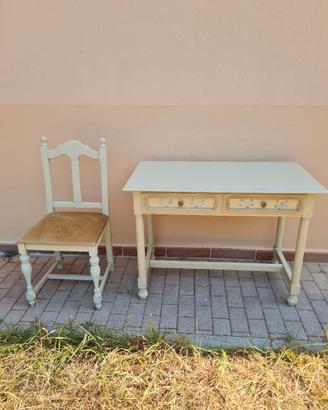 scrivania in legno  shabby chic