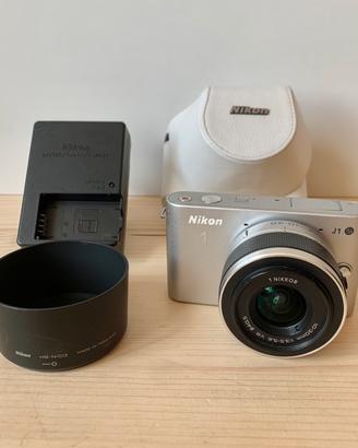 Fotocamera mirrorless Nikon 1 J1