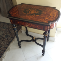 Tavolino intarsiato Radica