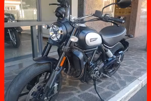Ducati scrambler 800 permutefinanziabilegaranzia