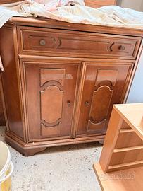 Piccola credenza