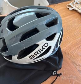 Casco da ciclismo BRIKO