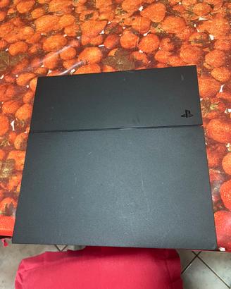 Playstation 4 + 2 giochi