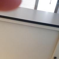 mobile contenitore in metallo con ante scorrevoli