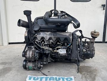 Motore cambio VW Transporter 2003 2461cc TD AJT