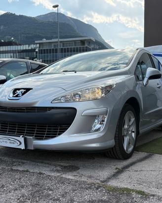 Peugeot 308 1.6 HDi 110CV 5p. 2-Tronic Tecno