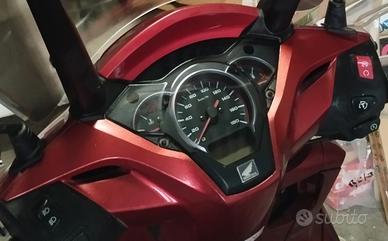 Sh 300 i ABS 