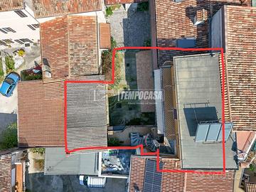 Corte a Manerba con 2 Appartamenti, Mansarda con V