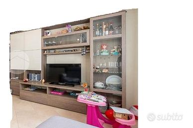 parete attrezzata tv