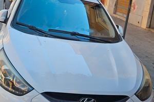 Yundai ix35 colore bianco