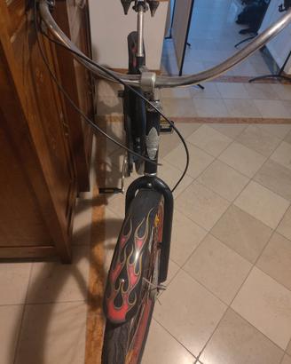 bici a pedalata americana 