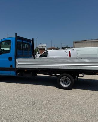 IVECO Daily 35C10 a cassone
