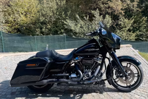 Harley-Davidson Street Glide Special