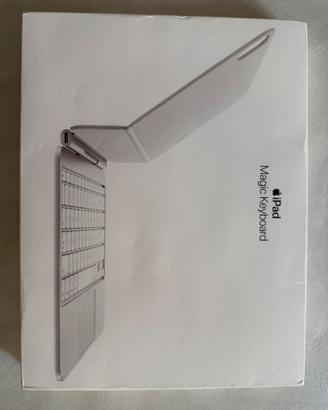 Magic Keyboard Apple iPad Pro M4 da 11 pollici