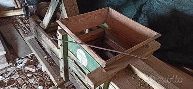 Pressa manuale antica