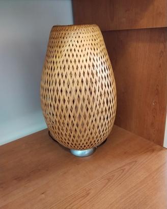 lampada da tavolo in bambù 
