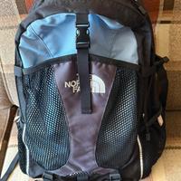 Zaino Recon the north face 30lt.