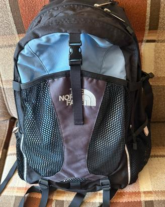 Zaino Recon the north face 30lt.