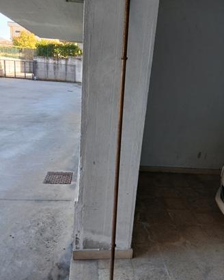 Bilanciere in ferro massiccio senza pesi