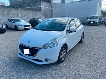 Peugeot 208 1.6 e-HDi 92 CV Stop&Start 5 porte Act