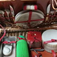 Cestino picnic in vimini vintage completo