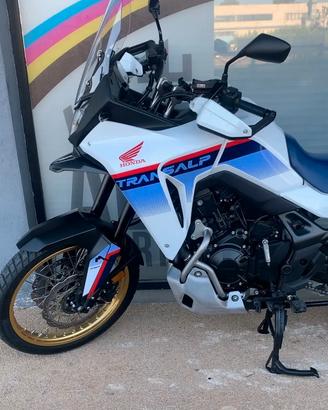 Appena tagliandata Honda XL 750 Transalp