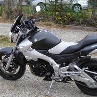 Suzuki gsr 600 Nera