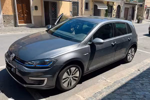 E-golf iridium grey 136cv full opt virtual pdc