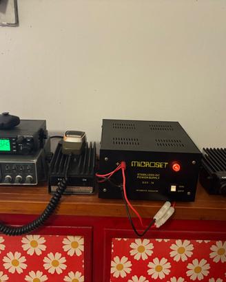 2 CB + Radio VHF 144-146Mhz