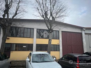 CAPANNONE A GAGGIANO