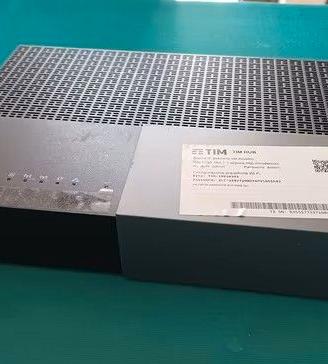 Modem Router Wi-Fi TIM HUB per Fibra FTTH / FTTC 