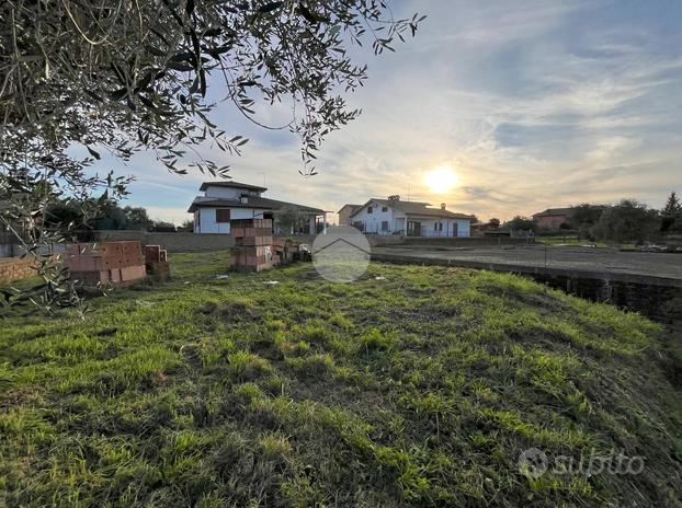 TERRENO A CORCHIANO