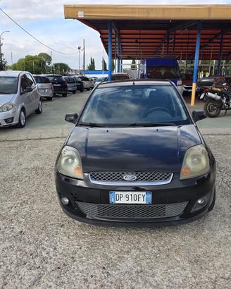 Ford Fiesta 1.6 TDCi 5p. Ghia