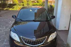 Lancia ypsilon hybrid Ecochic