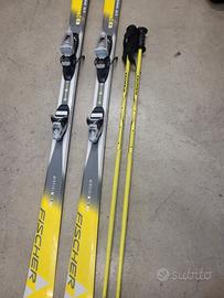 Sci, scarponi e racchette