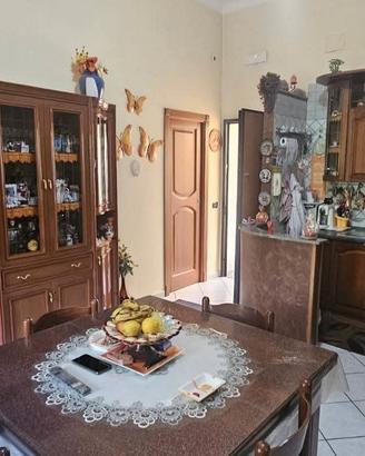 100 con box e tavernetta
