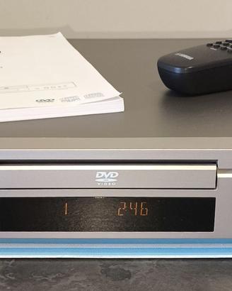 Yamaha DVD-S530 CD/DVD Player