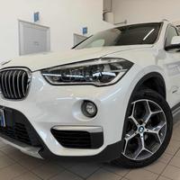 BMW X1 sDrive18d X line //LED//18//NAVI//