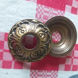 Borchia/rosetta per rubinetto fontana. Nuovo